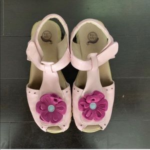 Livie & Luca Flower Blossom Sandals Size 4